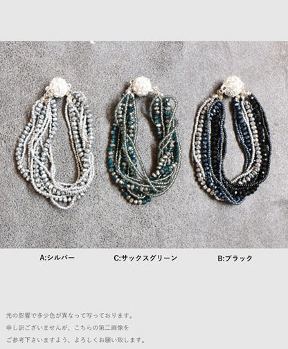 ブレスレット手首に纏うシャイニーブレス。
